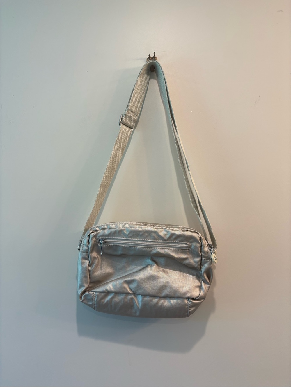 Kipling Abanu Metallic Crossbody - Picture 5 of 8
